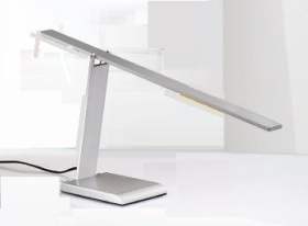 LA 4-1095 titan Свет-к